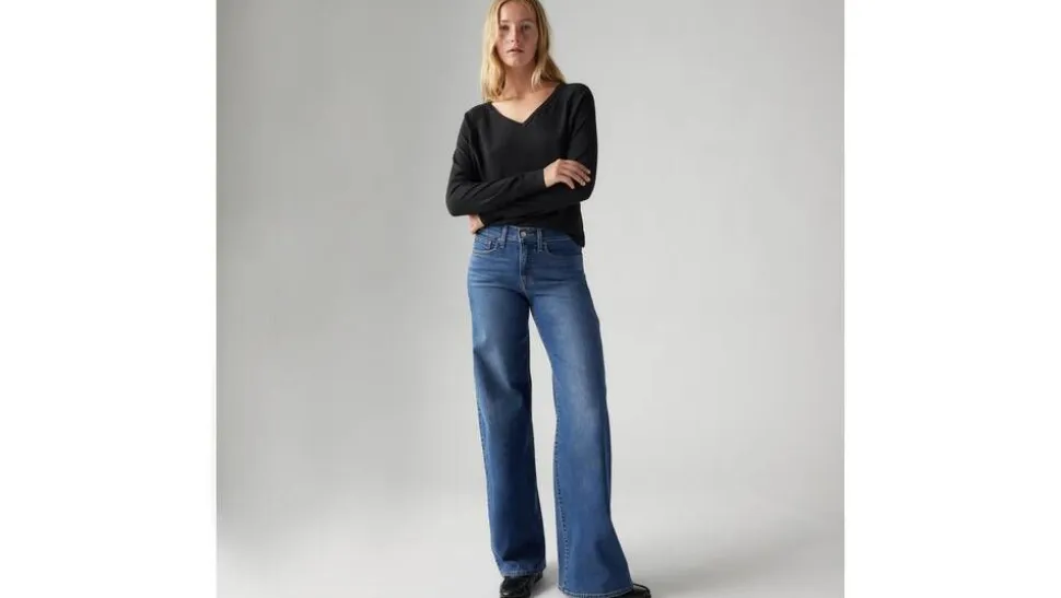Levi's farkut 318 Shaping Wide Leg Clever Girl