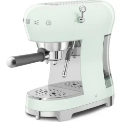 Smeg espressokeitin ECF02PGEU pastellinvihreä
