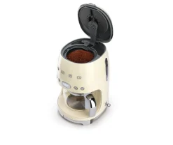 Smeg kahvinkeitin DCF02CREU kerma