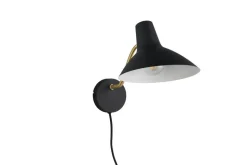 Trio Lighting seinävalaisin Traveller E27 mattamusta/mattame
