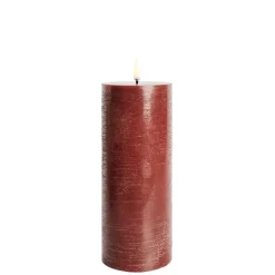 Uyuni LED pöytäkynttilä 7,8x20 cm carmine red rustiikki