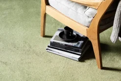 VM-Carpet Satine 572 vihreä, Ø 160 cm, kantti 5784