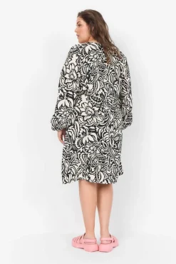 Wasabi mekko Fiona 3